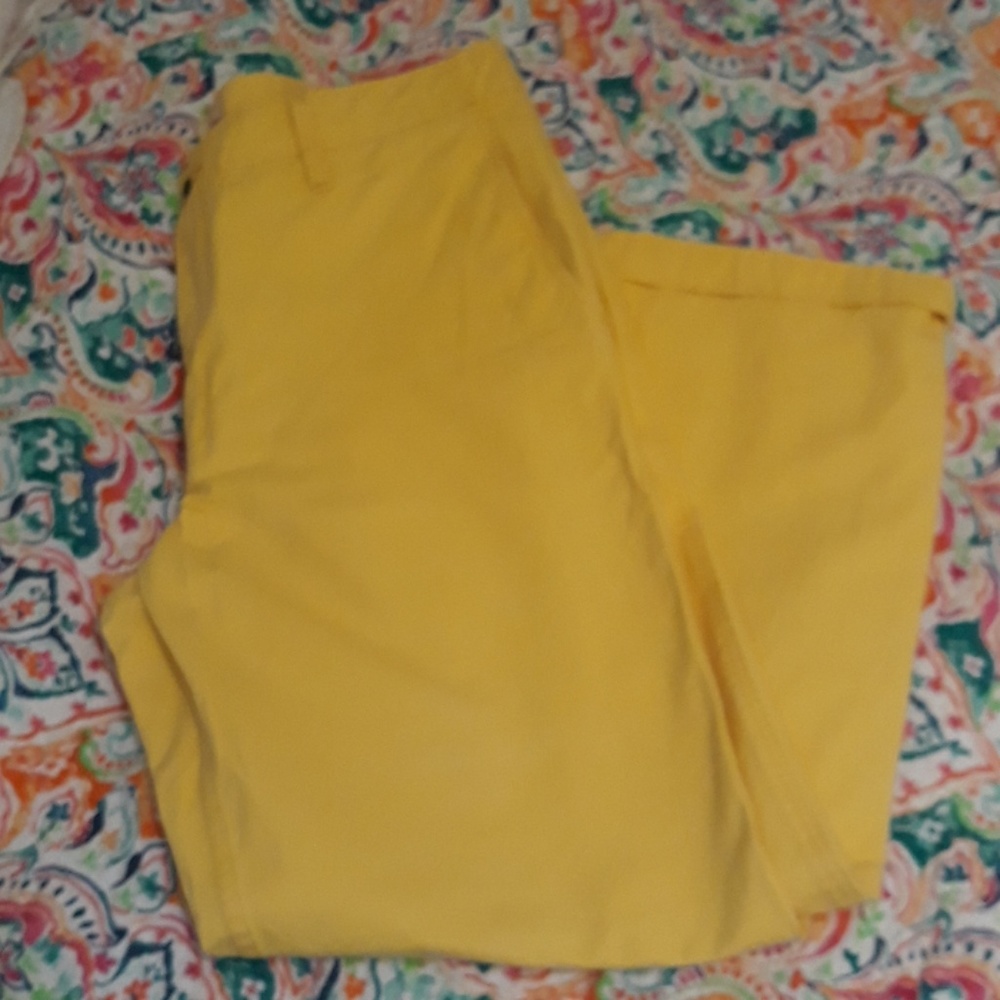 Yellow Dockers